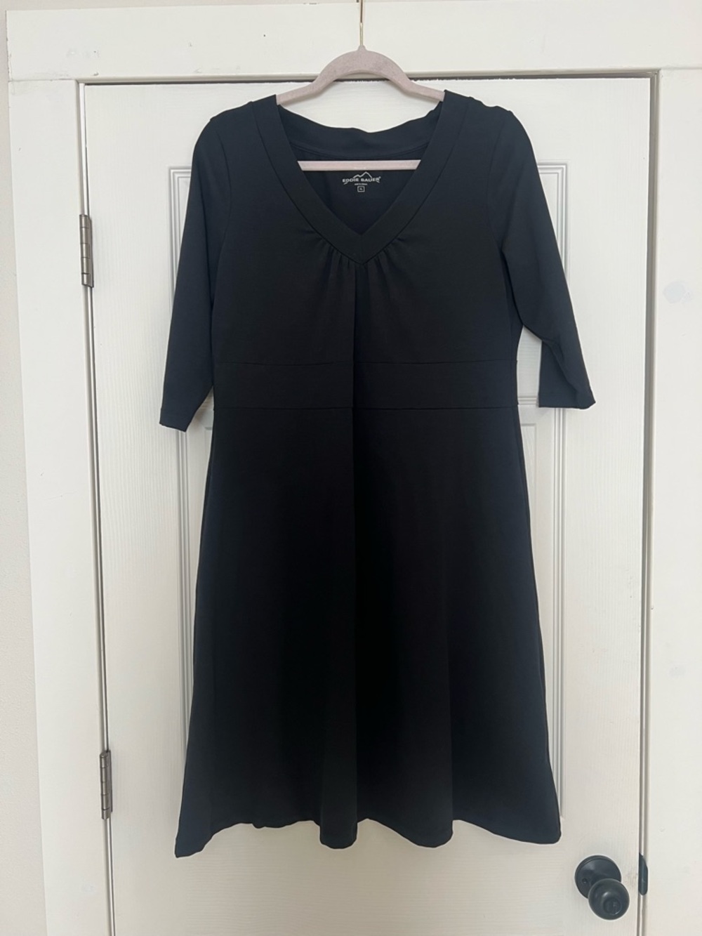 Eddie Bauer Casual V-Neck Dress